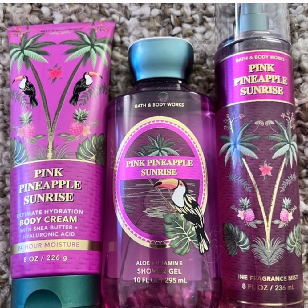 ***SALE***Bath & Body Works Pink Pineapple Sunrise Trio NWT FIRM